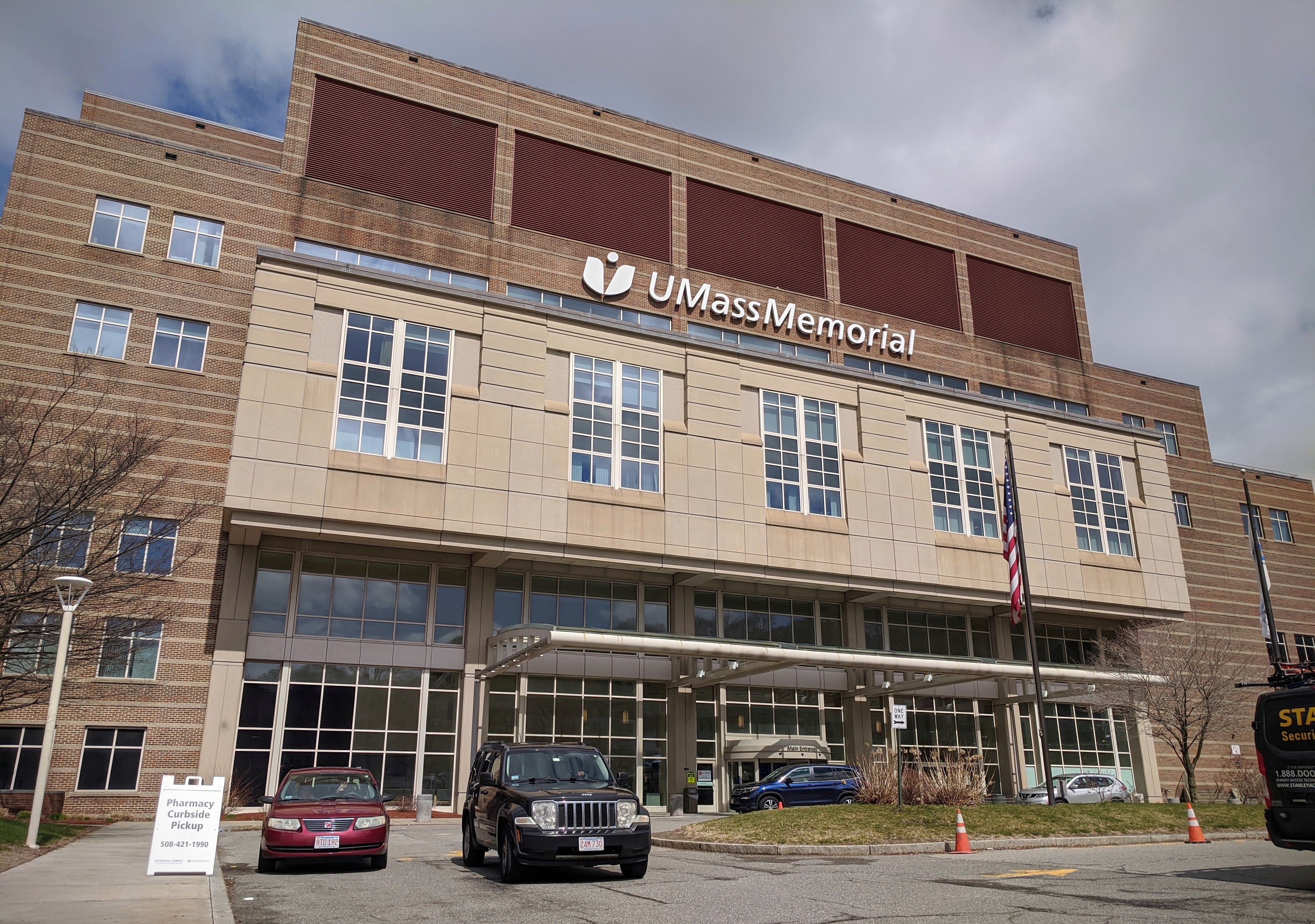 UMass Memorial Officials Say They Have Enough Beds Ventilators For 