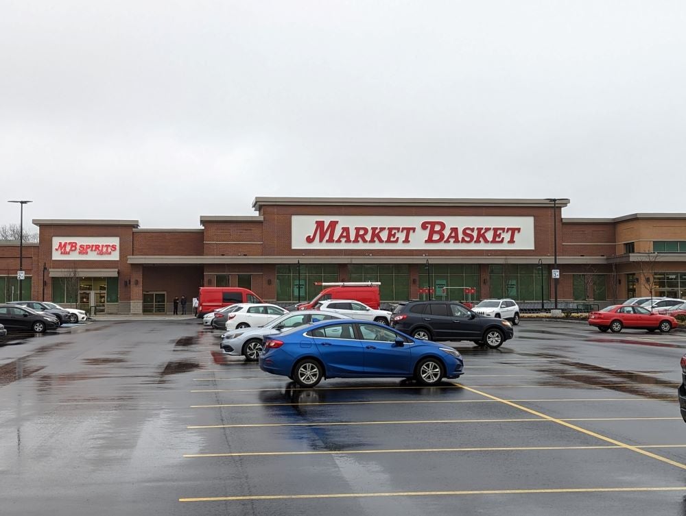 Market Basket Opens New Store in Hanover, Mass.