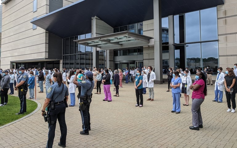 UMass Memorial Staff, CEO Hold Black Lives Matter Rally | Worcester ...